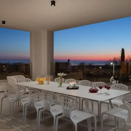 Old Olive I By Interhome * וודניאן