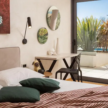Old Olive I By Interhome וילה