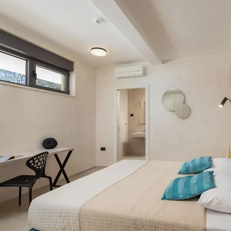 Old Olive I By Interhome * 沃德年