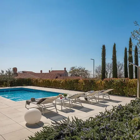 Villa Old Olive I By Interhome