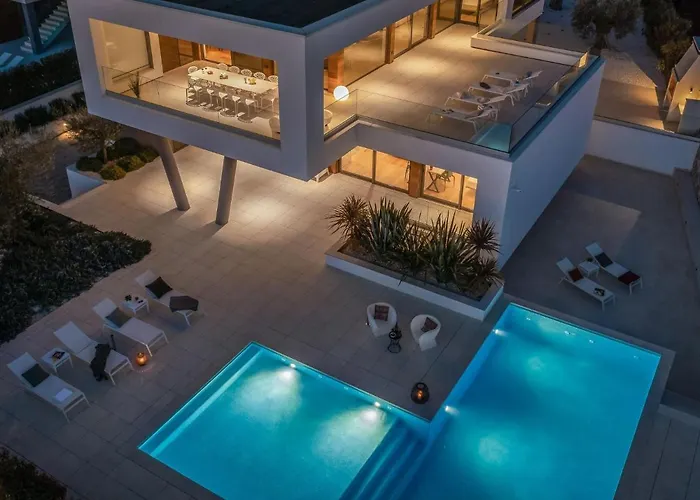 Old Olive I By Interhome Vodnjan