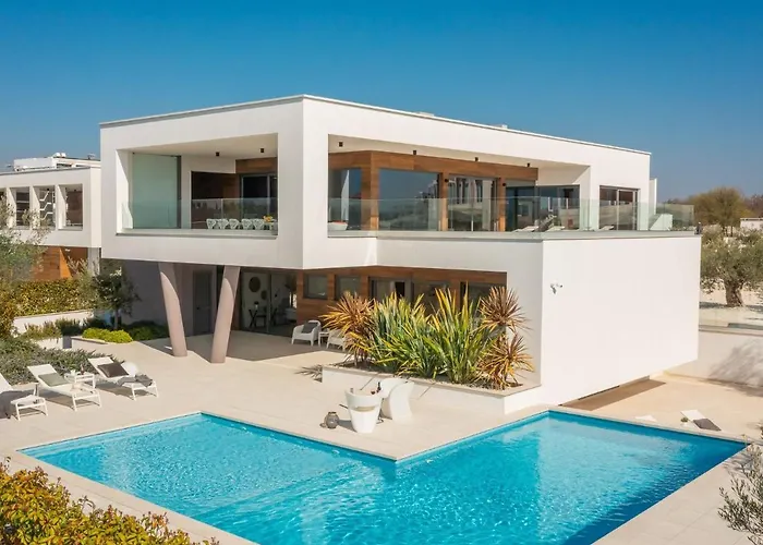 Old Olive I By Interhome *